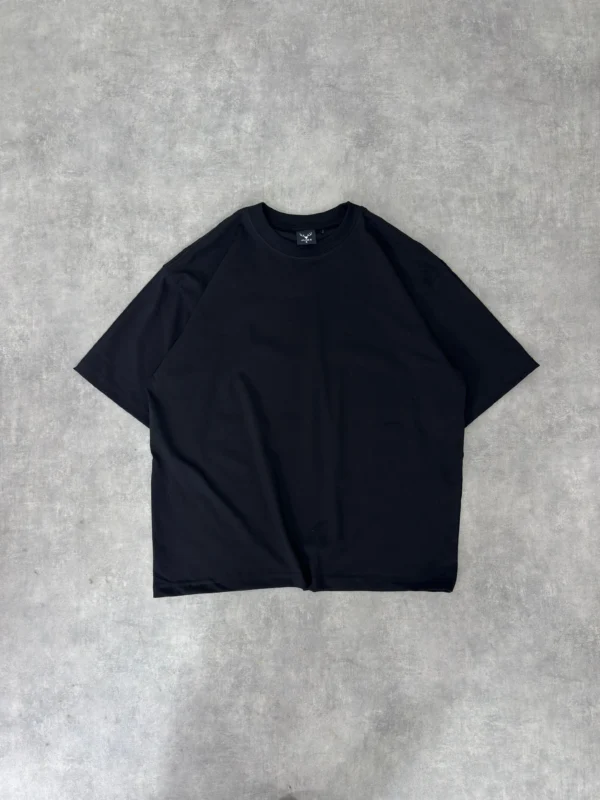 camiseta oversize negra
