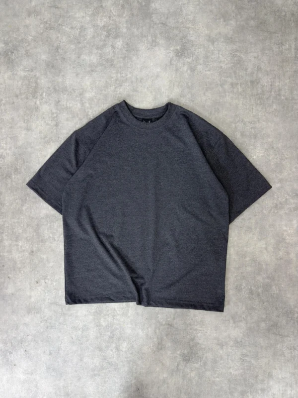 camiseta oversize gris