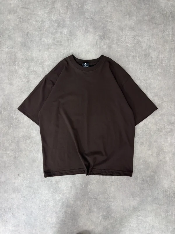 camiseta oversize cafe oscuro