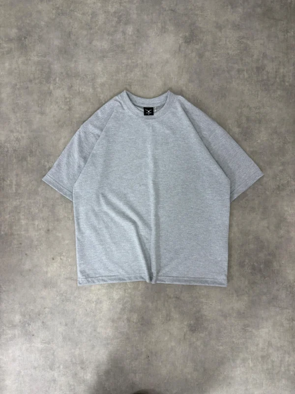camiseta oversize gris